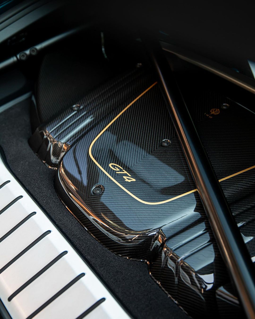 [ DEPOSIT ] CARBON FIBER INTAKE for Porsche Caymans (GT4 RS Style)