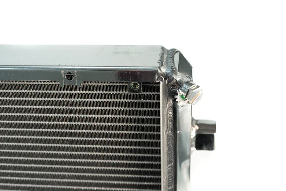 CSF Race BMW F8X m3/m4 - Front Mount Heat Exchanger with rock guard - Race version (50 rows)