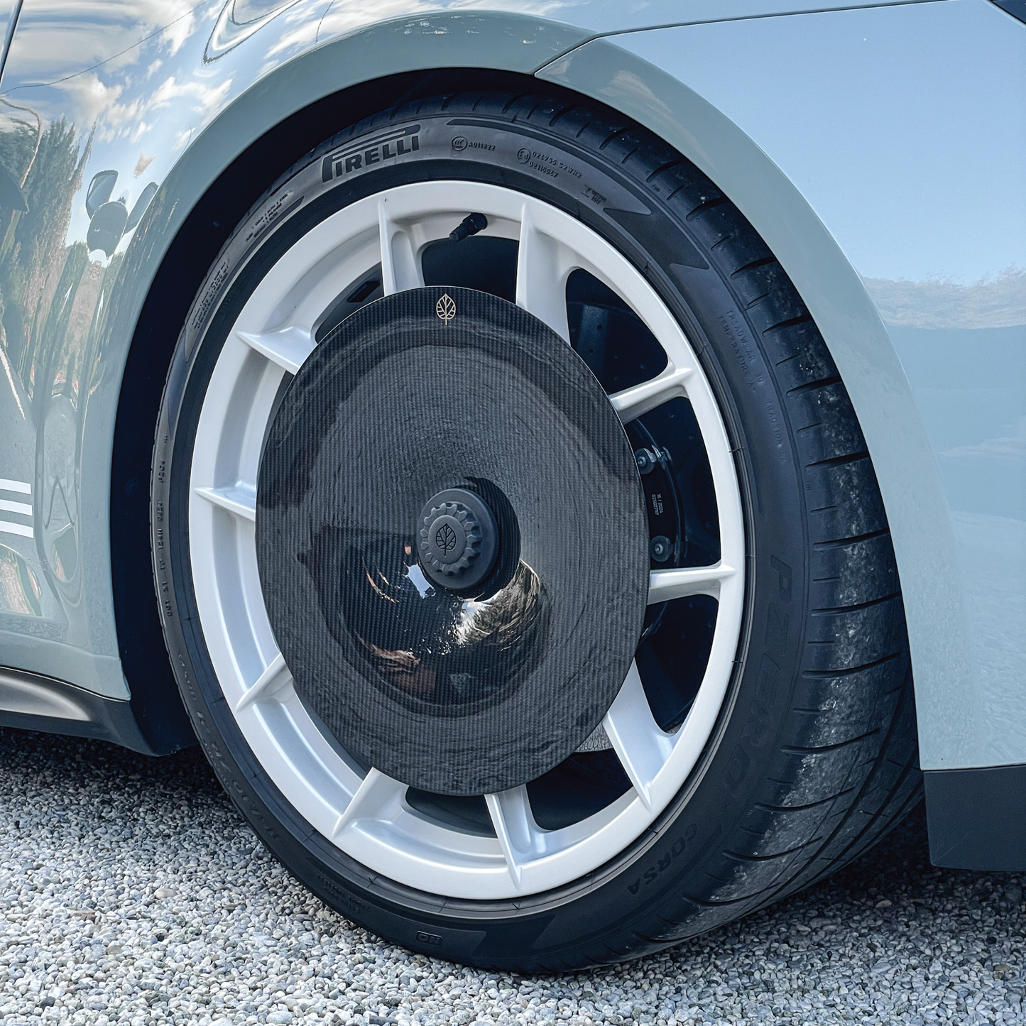 CARBON FIBER AERO DISCS [EVO] for Porsche 911 GT3 (992.2) - MAG wheels