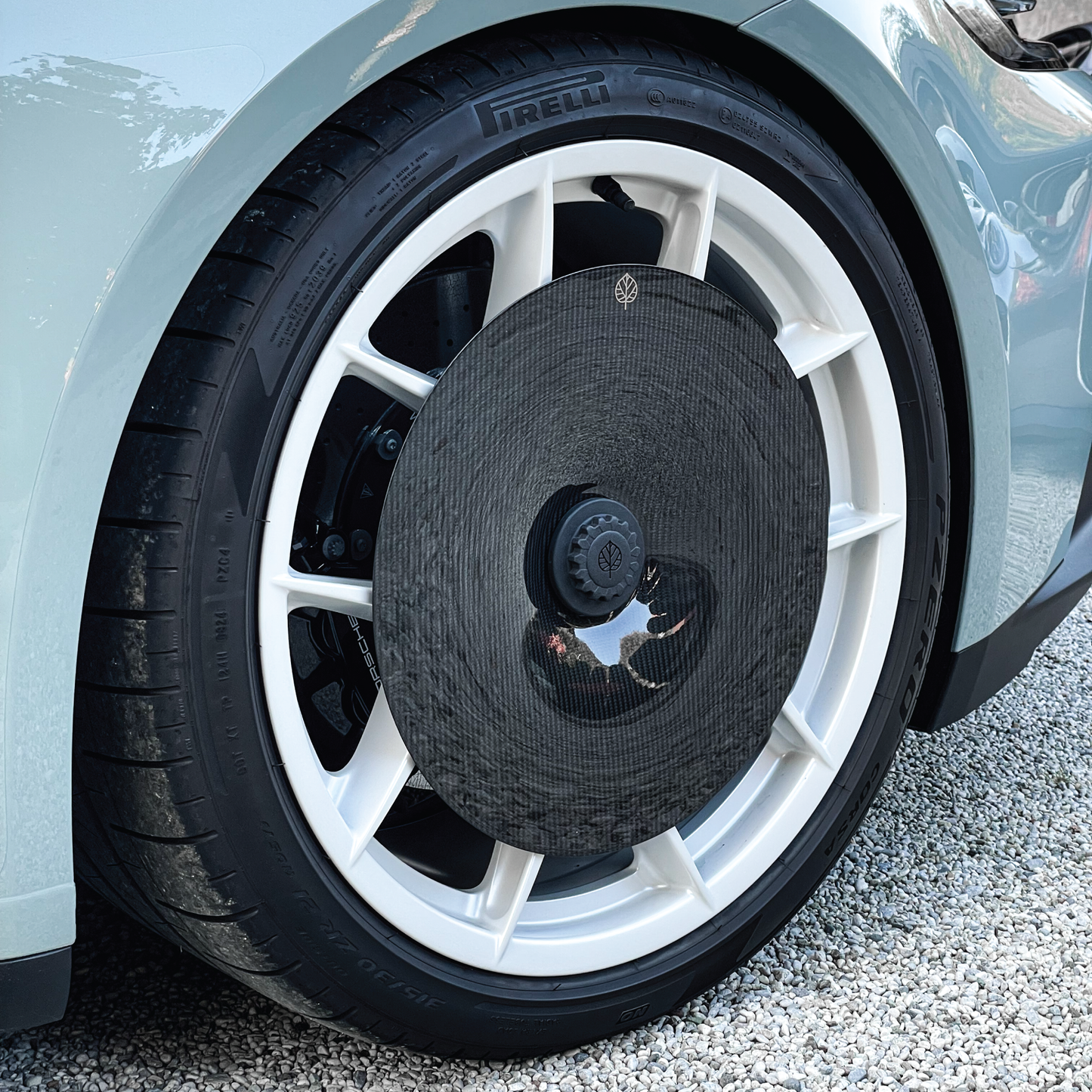 CARBON FIBER AERO DISCS [EVO] for Porsche 911 GT3 (992.2) - MAG wheels