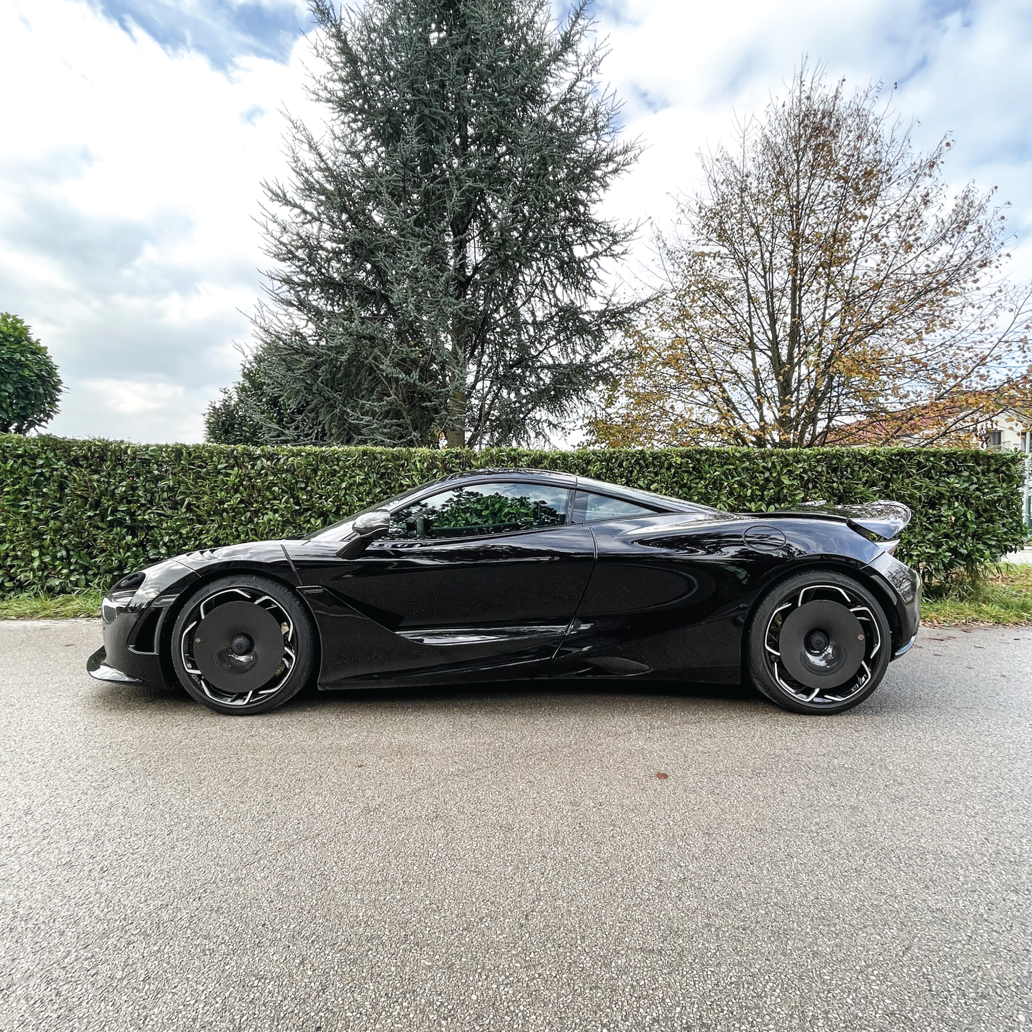 CARBON FIBER AERO DISCS [EVO] for McLaren 750s - Front wheels
