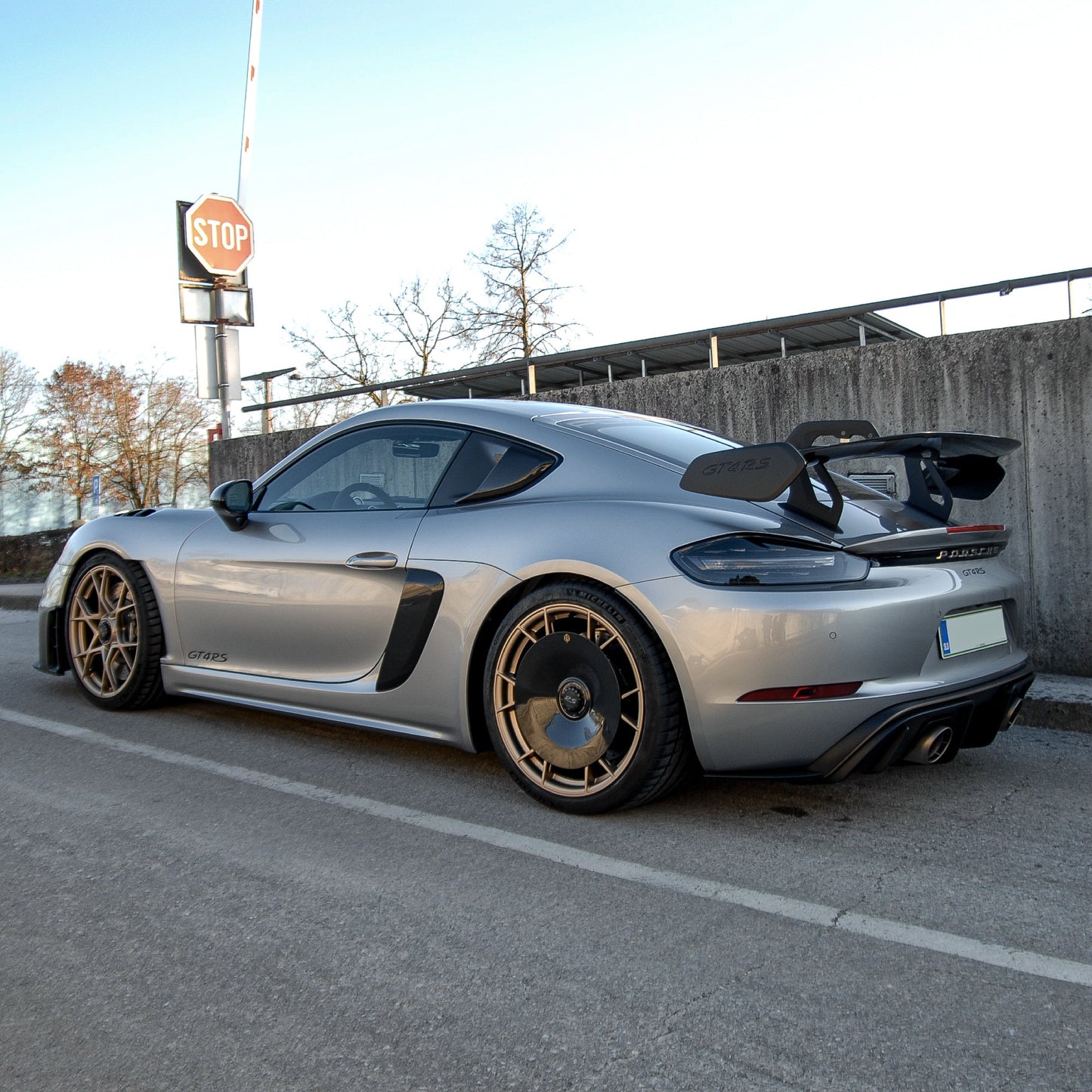 CARBON FIBER AERO DISCS for Porsche GT4 RS (718) - ALU wheels